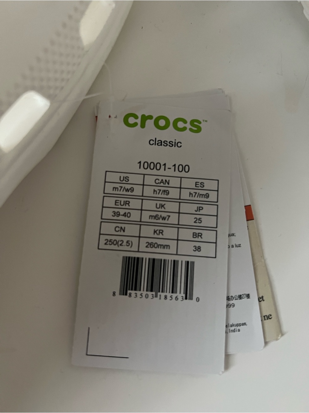 BNWT Crocs - Picture 4 of 5